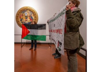 Davanti ad opere della sala del Botticelli