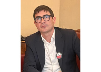 Noi in modo pacifico oggi abbiamo difeso la Costituzione