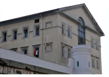 Il 65enne Lacarpia non si è suicidato. La Polizia ha arrestato due uomini