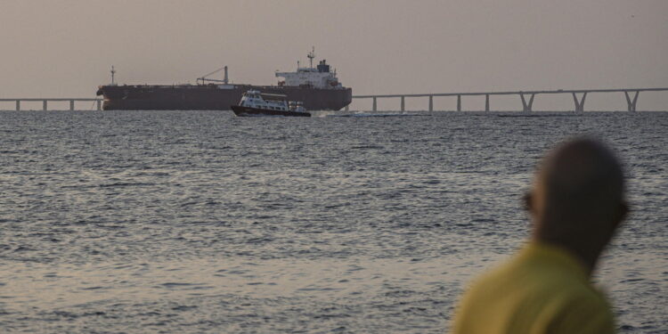 'La Guardia costiera americana la sta scortando negli Stati Uniti'