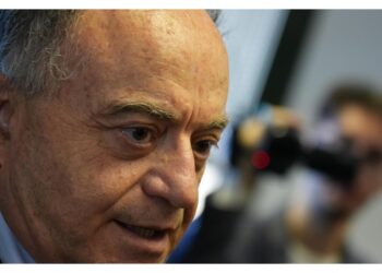 "Mai autorizzato nessun partito ad associare il mio nome a campagna referendaria per sì"