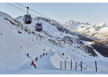 Passeggeri scesi grazie ai motori ausiliari in stazioni della località sciistica