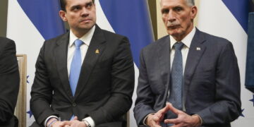 La presidente di sinistra uscente Castro lo aveva sospeso nel 2024