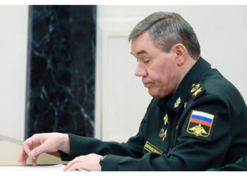 Gerasimov aggiornato sulla situazione al fronte