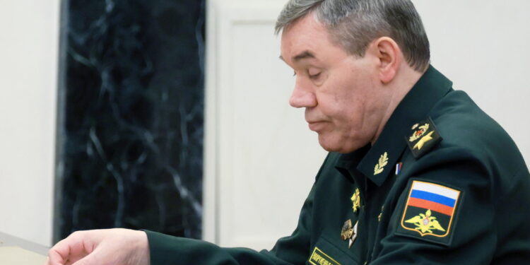 Gerasimov aggiornato sulla situazione al fronte