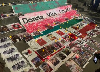 Un centinaio i presenti. 'Dobbiamo essere tutti uniti