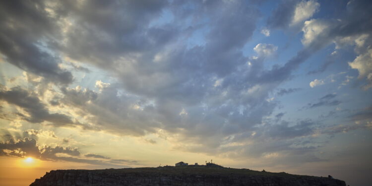 'Ucciso un membro dell'equipaggio siriano'