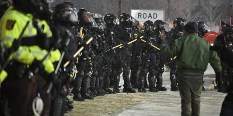 "Abbiamo protetto i nostri cittadini che erano nell'edificio"