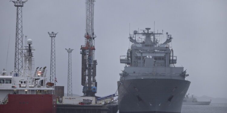 La visita era stata originariamente prevista dal 15 al 17 gennaio