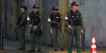 Petro: 'Dispiegata assistenza in caso di ingresso massiccio di rifugiati'