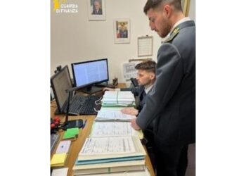 Non avrebbero pagato le imposte dirette