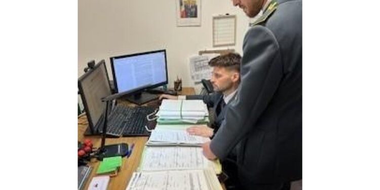 Non avrebbero pagato le imposte dirette