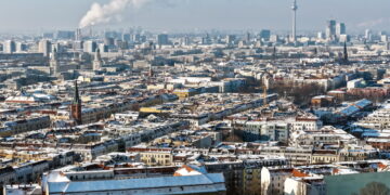 Domani scuole chiude in alcune città. E nel centro del Paese allerta ghiaccio