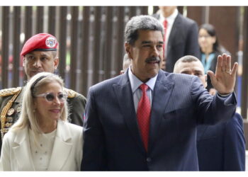 La parabola del 'gallo pinto' venezuelano e della 'prima combattente' Celia