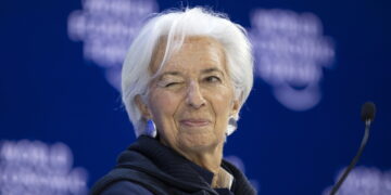 La presidente Bce a Davos dopo le parole di Mark Carney