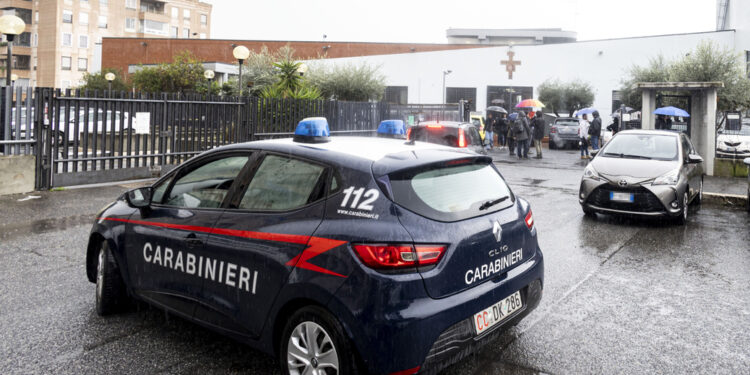 Deve scontare due anni di reclusione per un furto da 5 euro e una truffa