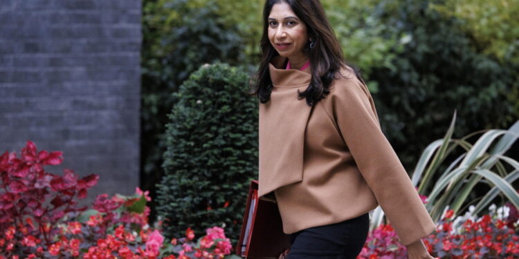 Nuova defezione eccellente. La deputata