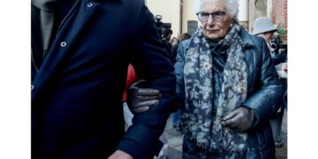 Alla posa per i Morais con cui arrivò ad Auschwitz