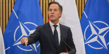 Colloquio con Rutte su aumento difesa nell'Artico