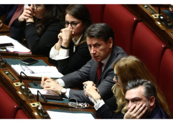 Documento presentato alla Camera e sottoscritto anche da Fratoianni