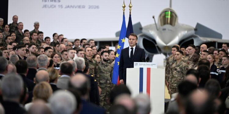 'Per restare credibili dotiamoci delle nuove armi'