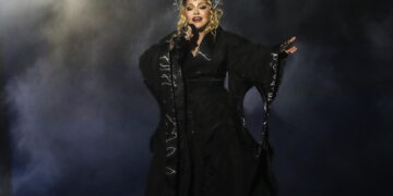 La popstar: 'Sono al vostro fianco