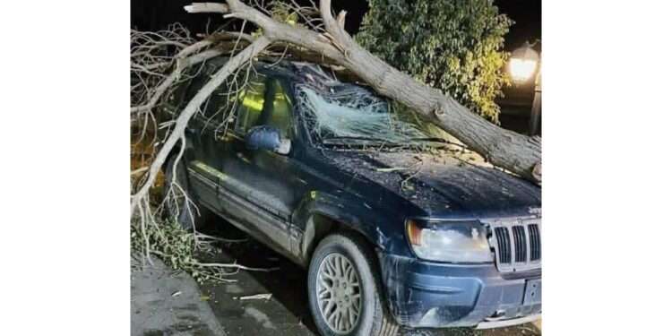 Affondato anche un rimorchiatore ormeggiato nel porto di Ras Lanuf