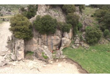 Raggiunti dai soccorritori in un ovile isolato dopo esondazione