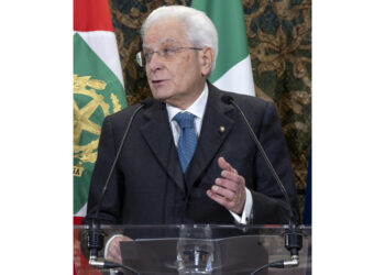 La diplomazia abbia sempre come orientamento la Costituzione