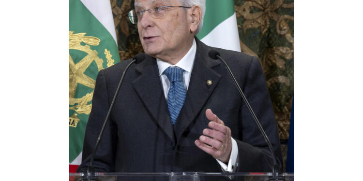 La diplomazia abbia sempre come orientamento la Costituzione