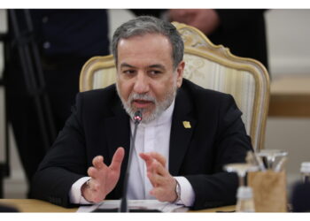 Nel tentativo di allentare le tensioni