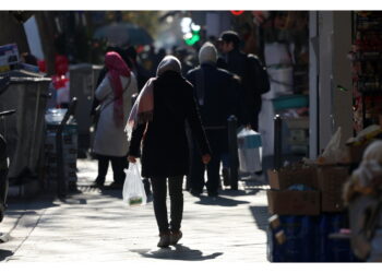 Negozi chiusi e proprietari in sciopero