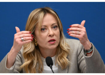 'Chi ha un ruolo di responsabilità è chiamato a ricoprirlo con dignità e onore'