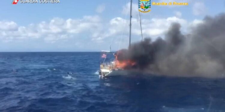 Ribaltata la sentenza del gup. I militari soccorsero le vittime nonostante le ferite