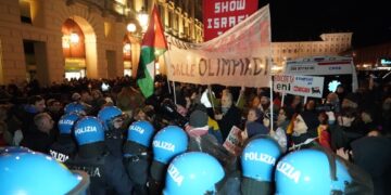 Cartelli contro Israele