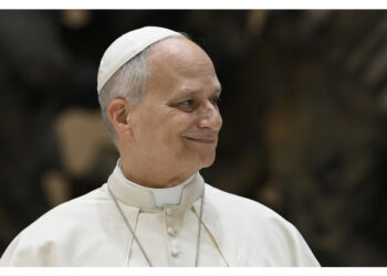 Accolta a Milano la croce olimpica