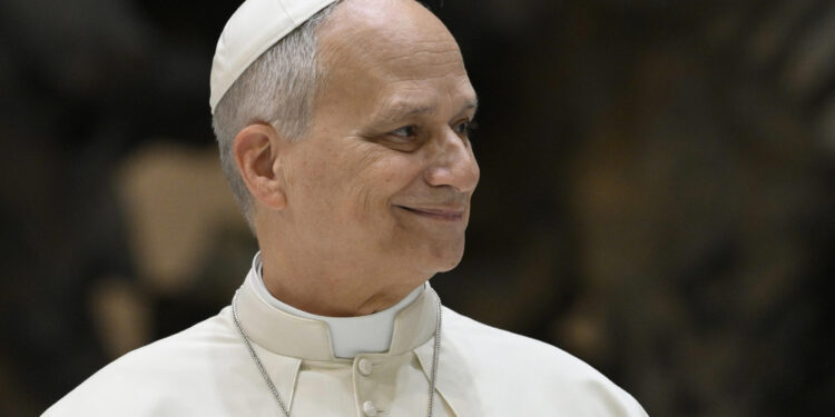 Accolta a Milano la croce olimpica