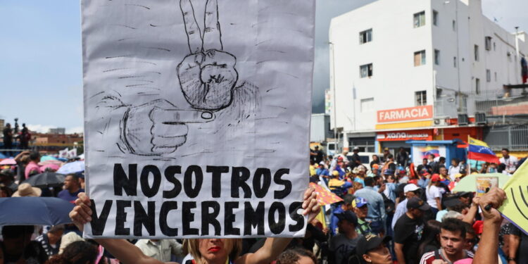 Migliaia protestano nel giorno simbolico del 23 gennaio