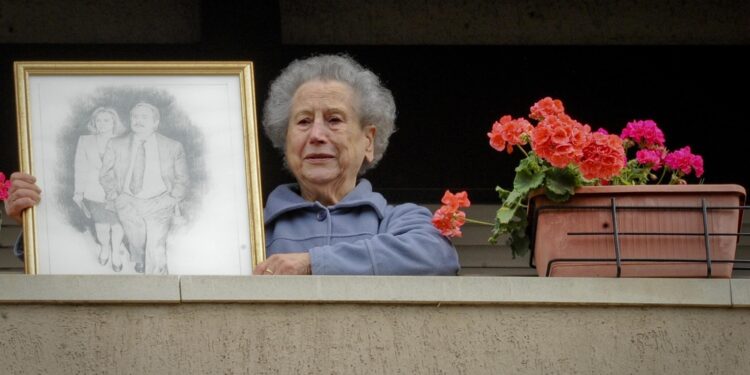 Era la maggiore dei tre fratelli