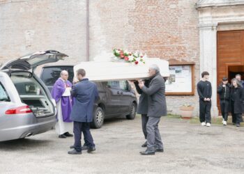 A Senigallia i funerali di Franco Amoroso. Una raccolta fondi per la famiglia