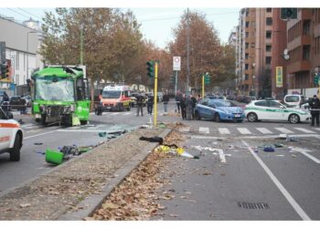 L'incidente alle 5 in Corso Sempione
