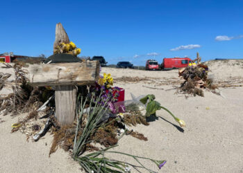 Imputati sono quattro militari della Guardia di finanza e due della Capitaneria di porto