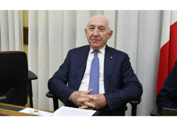 Indagati il presidente e gli altri membri dell'autorità per peculato e corruzione