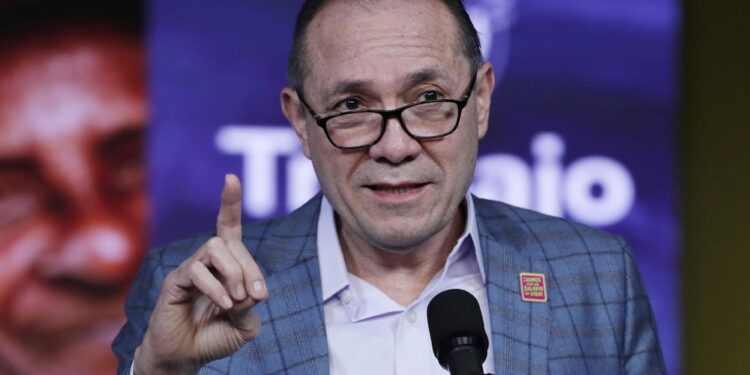 Il presidente colombiano respinge le minacce del suo omologo americano