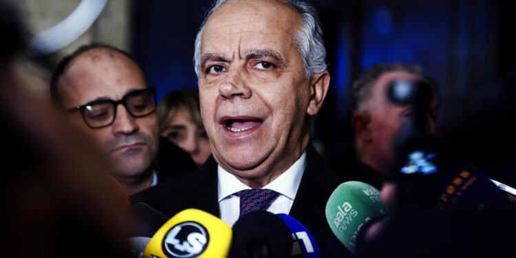 Hanno coperture politiche ben identificabili