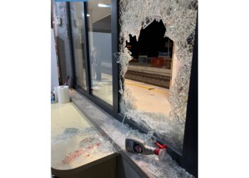 Una aveva un pugnale di 34 centimetri nello zaino