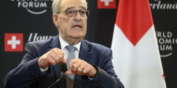Parmelin: 'Comprendiamo l'indignazione ma abbiamo procedure diverse dall'Italia'