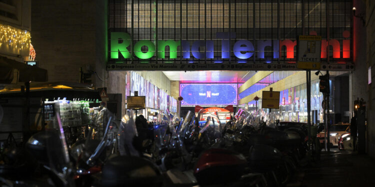 Per il gip 'il quadro indiziario non raggiunge la soglia di gravità richiesta'