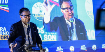 Leader Lega 'giovane aveva estratto una pistola per questo è stato colpito'