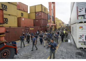 Il crescente numero di omicidi obbliga il presidente Noboa a indurire le misure